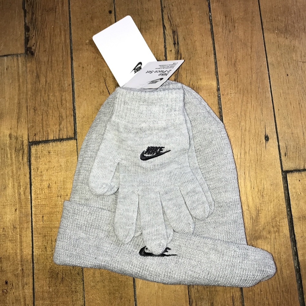 Nike Youth Dark Grey Heather Warm Winter Beanie Hat Glove 2 Piece Set